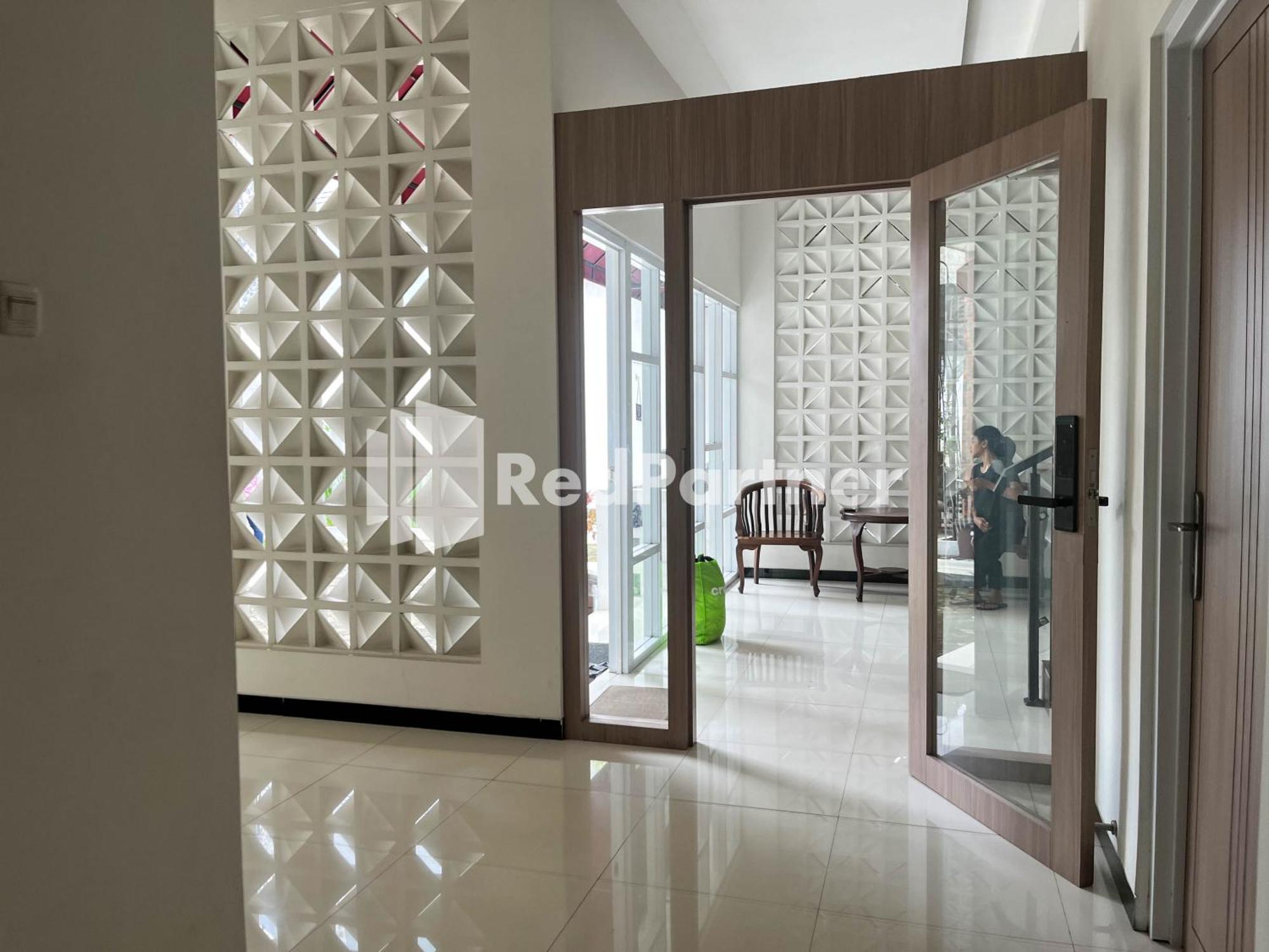 Griya Borobudur Malang Syariah Redpartner Blimbing  Экстерьер фото